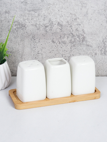 Набор для специй 3 предмета / JA7882 /уп 48/ на деревянной подставке