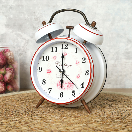 Будильник 10,5 см / 6040 /уп 60/ белый