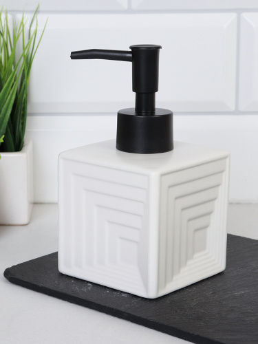 Дозатор для жидкого мыла 250 мл / J1332W-A /уп 60/