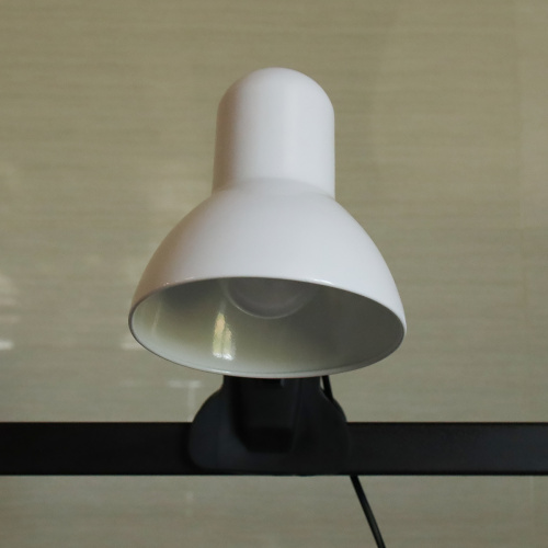 Светильник настольный на прищепке белый / 108BXIAO-1 / Ex27 /уп 70/