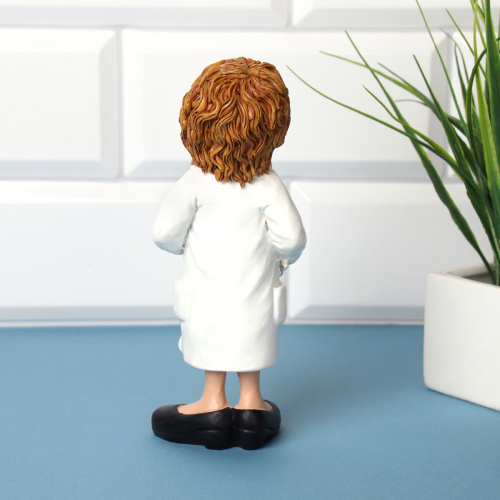 Фигурка Врач 16 см / 2058 /уп 72/