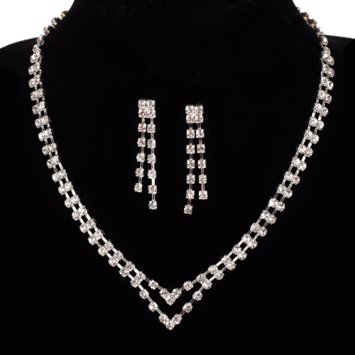 Колье со стразами и серьги гвоздики 3,5 см / 6771 /уп 6/серебро