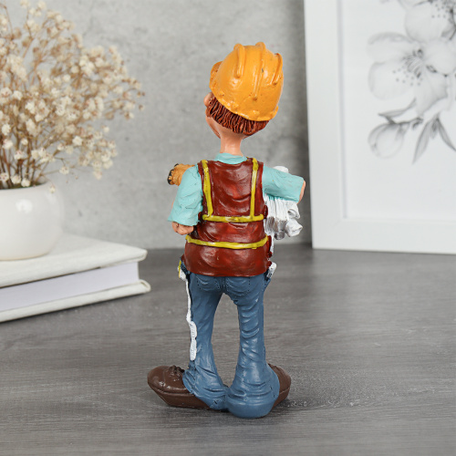 Фигурка Строитель 18 см / SS22-10 /уп 96/