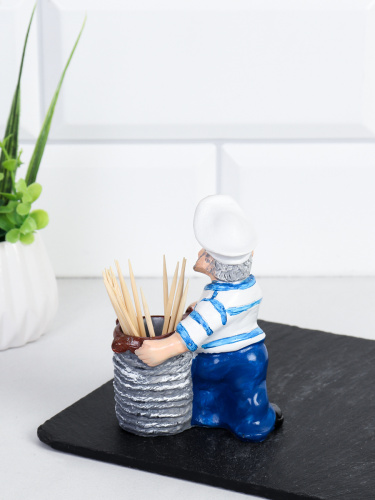 Подставка для зубочисток Моряк 10 см / LY1129 /уп 192/ без зубочисток