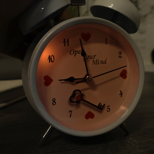 Будильник 16 см / 2040-2 /уп 50/