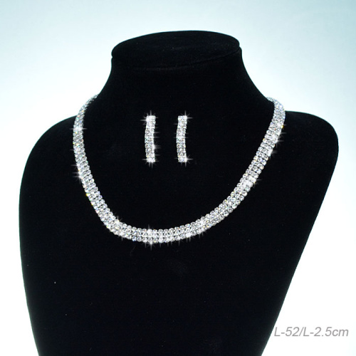 Колье со стразами и серьги гвоздики 2,5 см / 6921 /уп 24/серебро