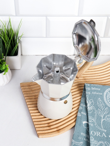 Кофеварка гейзерная 300 мл 6 чашек Белая / DX300-541 /уп 36/