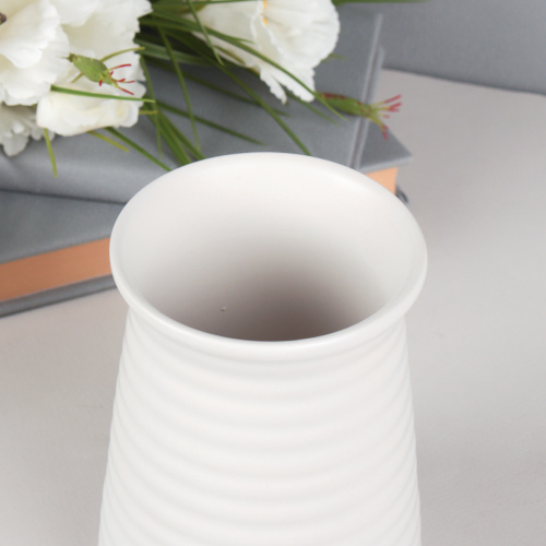 Ваза 15 см / 7761W /уп 6/36/белая