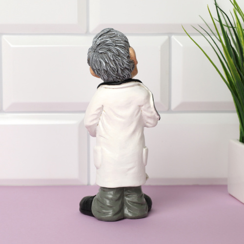 Фигурка Врач 16 см / 2059 /уп 72/