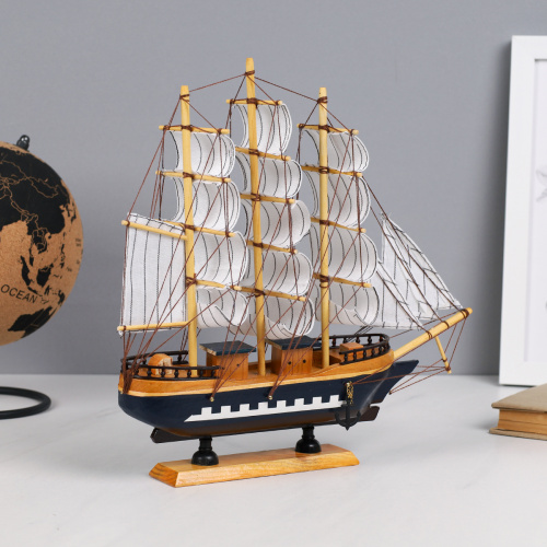 Макет парусного корабля 33х6х32 см / 8575G /уп 18/
