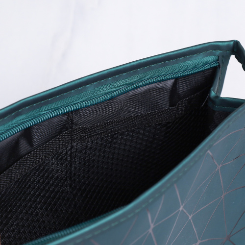 Косметичка 22х14,5х5 см / GENA-28 / зеленая 690491