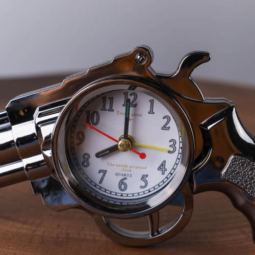 Часы настольные Револьвер / 178001 /уп 144/