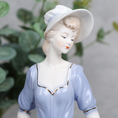 Статуэтка Дама 32 см / HW-58B /уп 12/