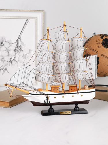 Макет парусного корабля 31х32 см / 8336 /уп 18/