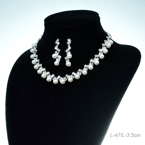 Колье со стразами и серьги гвоздики 3 см / 6395 /уп 12/серебро/жемчуг