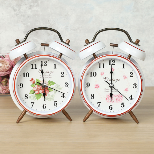 Будильник 10,5 см / 6040 /уп 60/ белый