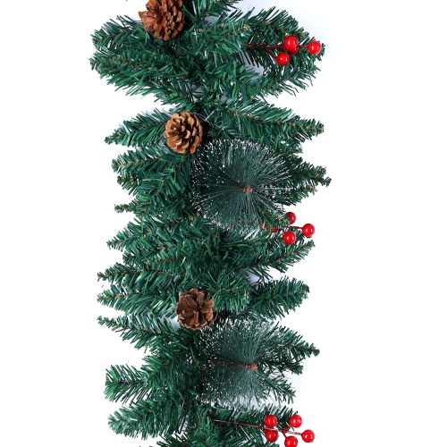 Гирлянда из елочных веток искусственная 2,7 метра 260 веток с ягодами и шишками / WA-1 /уп 17/Новый год
