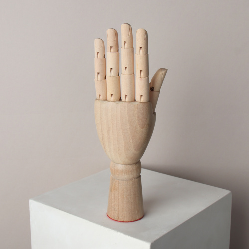 Сувенир рука деревянная левая 18 см / H-18 /уп 100/