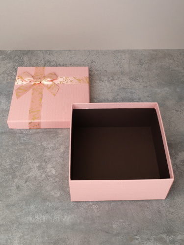 Коробка подарочная квадратная 3 штуки 19х19 см / 3403-7 /уп 36/розовая
